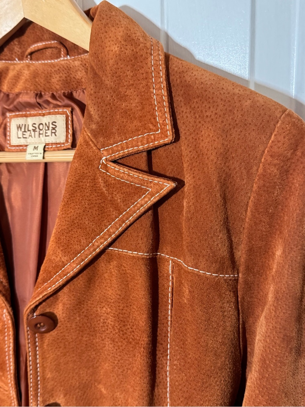Wilsons Leather Women’s Suede Button-Front Tie Waist Jacket in Burnt Orange - Picture 5 of 7